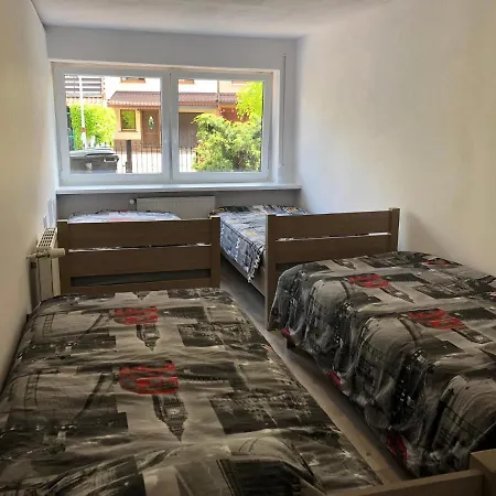 Polabian 67 Hostel Βρότσλαβ