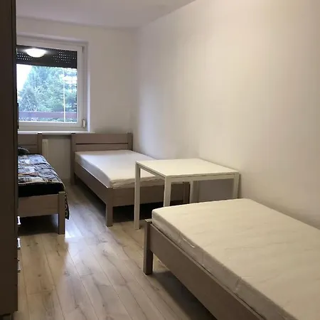 Polabian 67 Hostel Βρότσλαβ